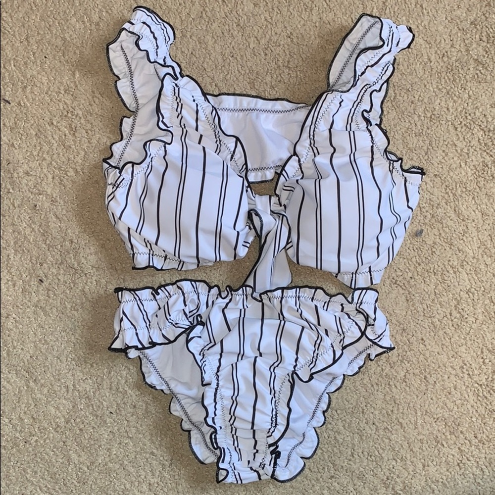 White ruffled bikini